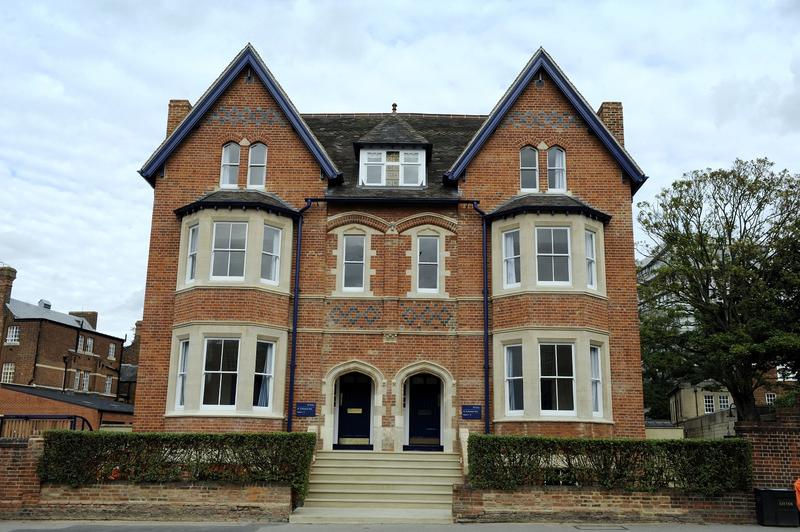 3840 Woodstock Road Graduate