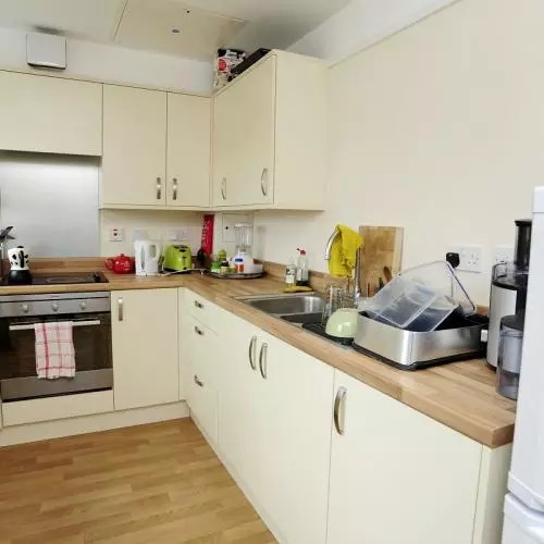 Castle Mill Gatehouse flat kitchen