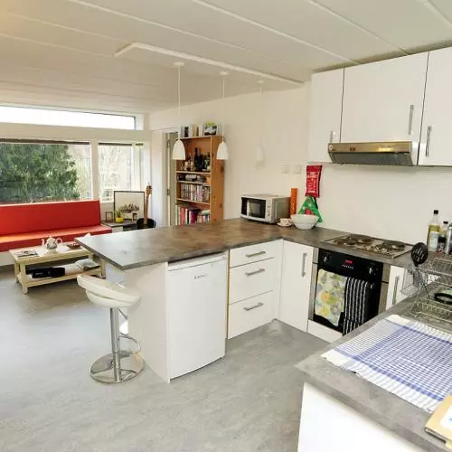 Summertown House East Block 2-bed flat