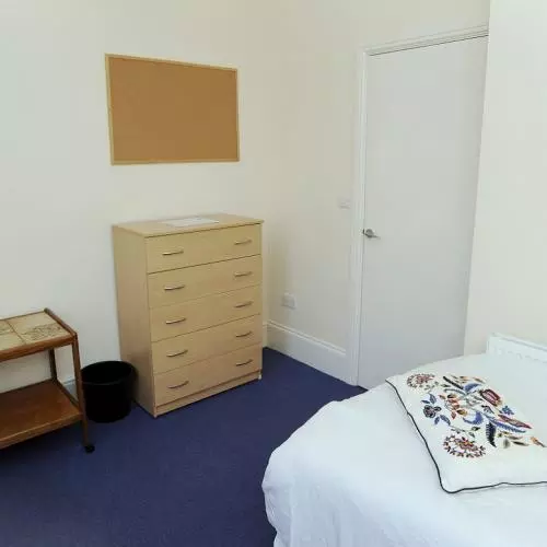 Walton Street 140 different view bedroom